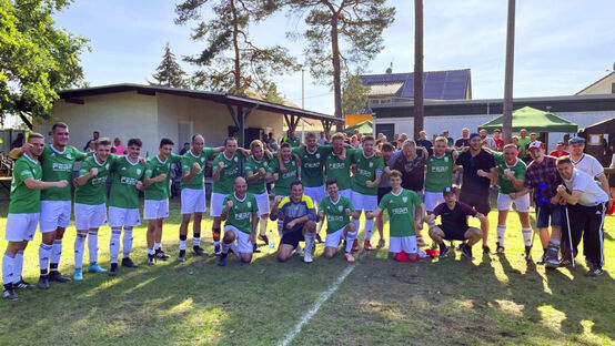 Die Männermannschaft des SV Grün-Weiß siegte gleich beim Auftaktspiel.- Foto: S. Wehnert
