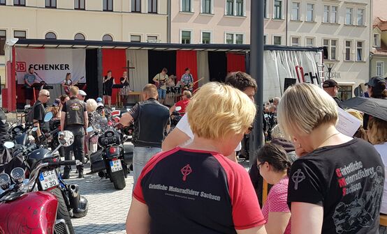 Biker auf dem Radeburger Markt 
