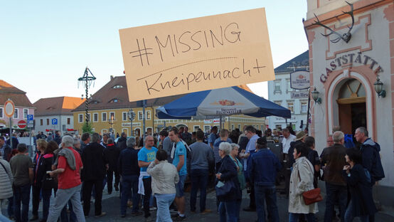 Gedränge bei der Kneipennacht 2019