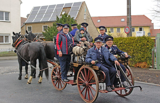 Die Mitglieder der Alters- und Ehrenabteilung wurden mit der Kutsche abgeholt.