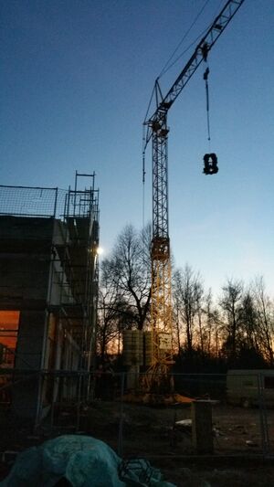 Richtkranz in der Abenddämmerung.