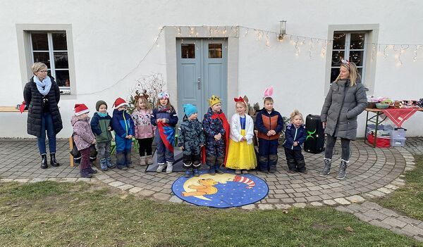 Aufführung des Theaters der Kinder: Schneewittchen 