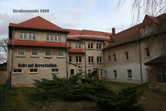 Beim Thema Zwangsadoption sind unter anderem auch Jugendwerkhöfe im Fokus, wie der Jugendwerkhof Rödern. Foto: facebook