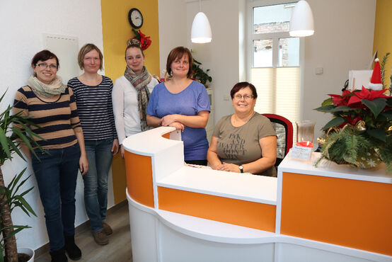Das Team: Susann Ulbrich, Susan Eisold, Juliane Seifert, Stefanie Polifka und Marion Seifert (v.l.)