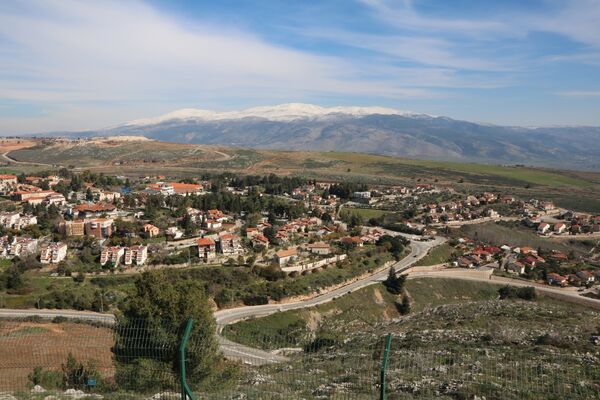 Blick über Metulla an der jordanischen Grenze