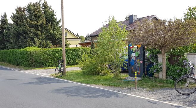 Schmökerkiste an der Bärnsdorfer Hauptstraße