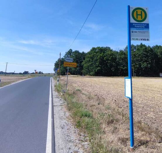 Bushaltestelle in Kleinnaundorf